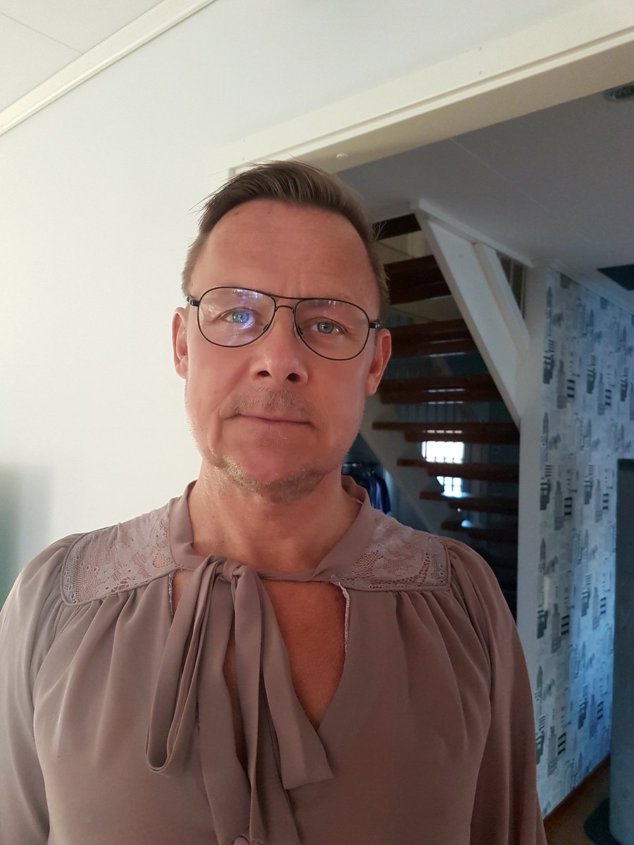 wolram173's tweet photo. Den var lite trång, men den gick på! #knutblusförsara #knutblus #backasaradanius https://t.co/9iBfzqo78p