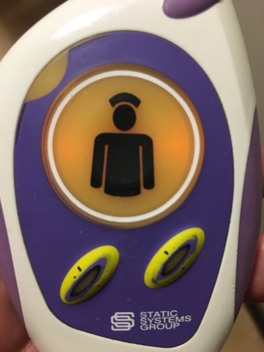 etp1971's tweet photo. Is it ok to expect patients who are in pain to regularly wait in excess of 45 minutes after pressing the “call button” for help? @AintreeHospital https://t.co/JdmV6D9xOf