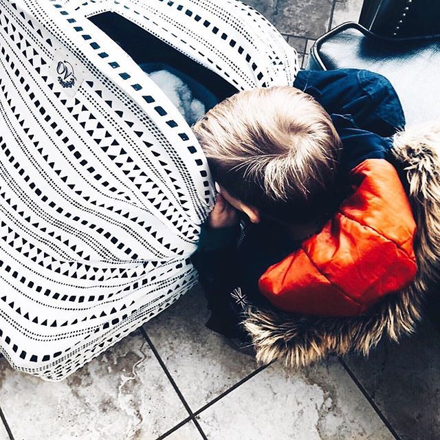 Hang in there, it’s almost the weekend, babe!🖤
📷: <a href="/petermalek/">Peter Malek</a> + @thesharingsquirrel .
.
.
.
.
.
.
.
#getyourOVeron #modernmom #babymusthave #multiuse #handmadeincanada #freeshipping #carseatcover #nursingcover #momlife #OVermama #itshappyhere #monoch… ift.tt/2GXNvn4