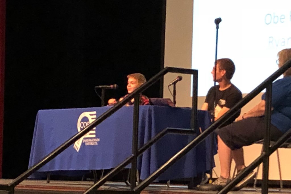 MrsCollier_525's tweet photo. Some of my favorite moments today were thoughts/class shared by a passionate, creative 12 year old.  I love learning from other Ts but truly believe listening/learning from Ss is just as important. #innovate2021 #Brainstorm2018 https://t.co/P0aWwaAHge