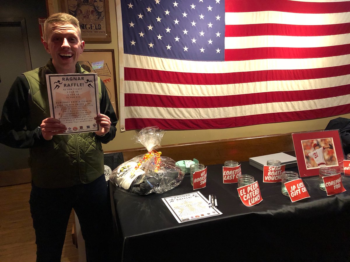 becca_ryan's tweet photo. Fundraising with #teamwentworthit @LorettasTweetin @_kevinplong https://t.co/QFxTBqmxkB