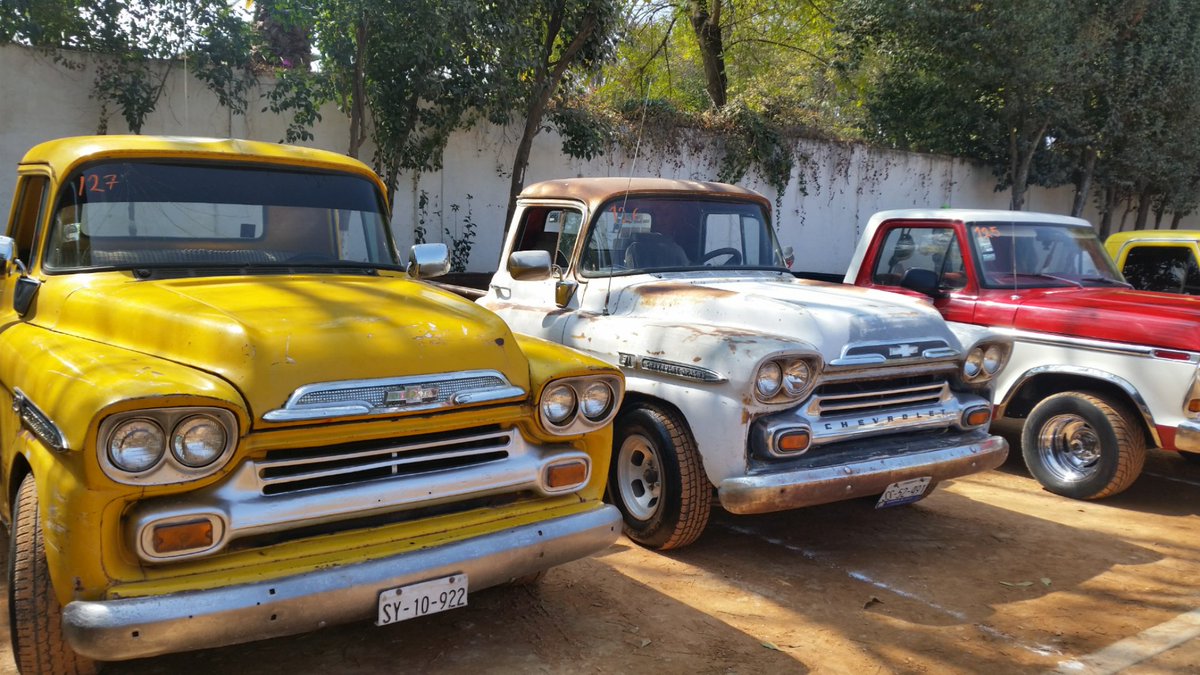 SonyZuriel's tweet image. Y seguimos con el #ViernesDeRoñas @frankymostro #ChevroletApache