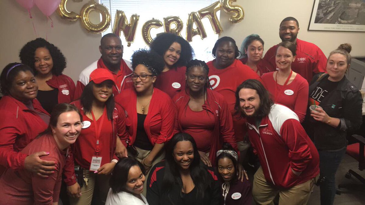 Abbie1889's tweet photo. We’re so excited for GSTL Ariel on her last day at 1889! She has been promoted to Senior Team Lead at the new Wicker Park store! #missyoualready @cyndy_beastmode @Miz_Lizeth @Targetbrek @m_deyle https://t.co/4tcGDDuHQL