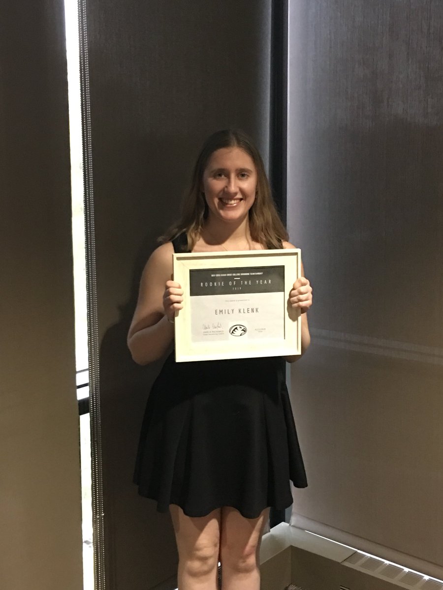 CCCSwimAndDive's tweet photo. Emily Klenk wins the 2018 Rookie of the Year Award at the Swim Team Banquet! #Banquet #Swimming #CedarCrestCollege 🏊🏻‍♀️👏🏻 https://t.co/TyScutJTWQ