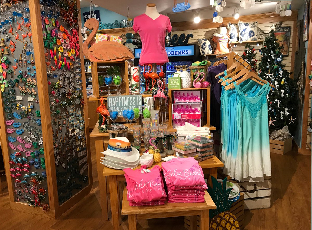BrandLOGOExpert's tweet photo. Life In Palm Beach, West Palm Beach, FL @CustomerImpact #MyCustomerImpact #retailer #CityPlace has beautifully displayed Colorful #T’s, sun #shifts, sun hats, #refrigeratormagnets and many other fun #Gift Ideas. https://t.co/zropEf5aOC