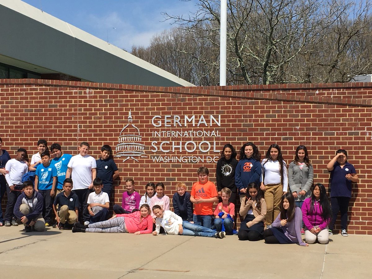 GermanyinUSA's tweet photo. As part of @EmbassyAdoption, our adopted class had the opportunity to visit @GermanSchoolDC this week! Our curious American students got to see first-hand how #German schools differs from American schools. https://t.co/hmoiKfttRM