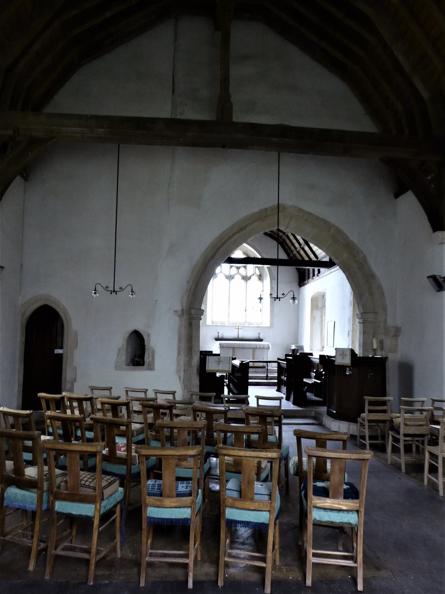 I find it hard to state this without hugging myself and clapping my hands in childish glee, but this church has no electricity and is still lit by working gas lamps.
