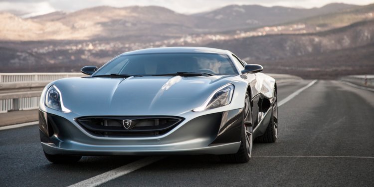 The Pros and Cons of Electric Cars electrical-installationz.co.uk/2018/04/13/the…