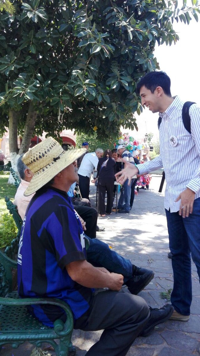 pkumamoto's tweet image. Ellos y nuestras abuelas y abuelos construyeron este país. Es ingrato que no les regresemos lo que nos dieron con su trabajo, por eso en el Senado buscaremos que las pensiones que reciban sean justas y dignas. 💪 #VamosAReemplazarles