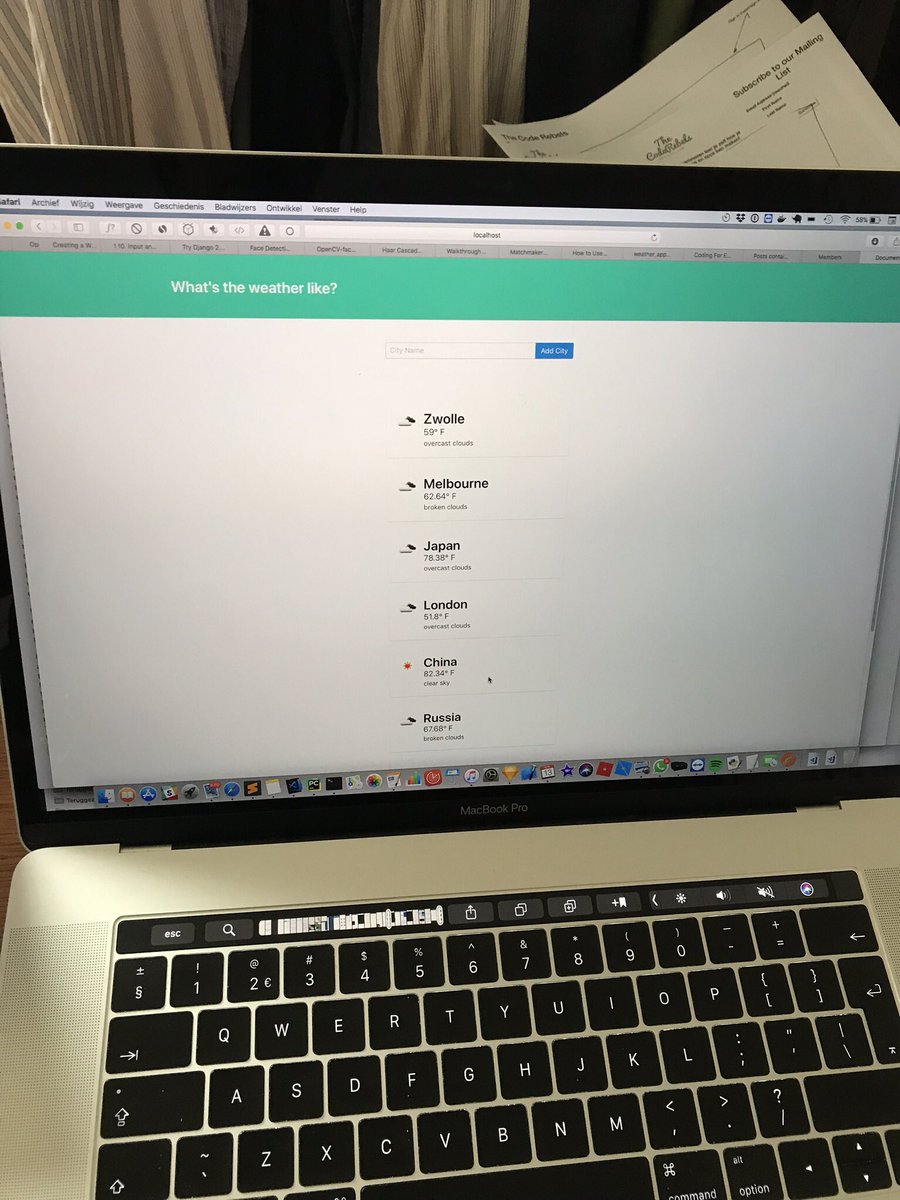 timvogt's tweet image. Het resultaat van django api in een python Django frontend. Mooie basis voor veel andere apps. #born_to_code wellicht kan ik ergens eens een cursus Django geven?
