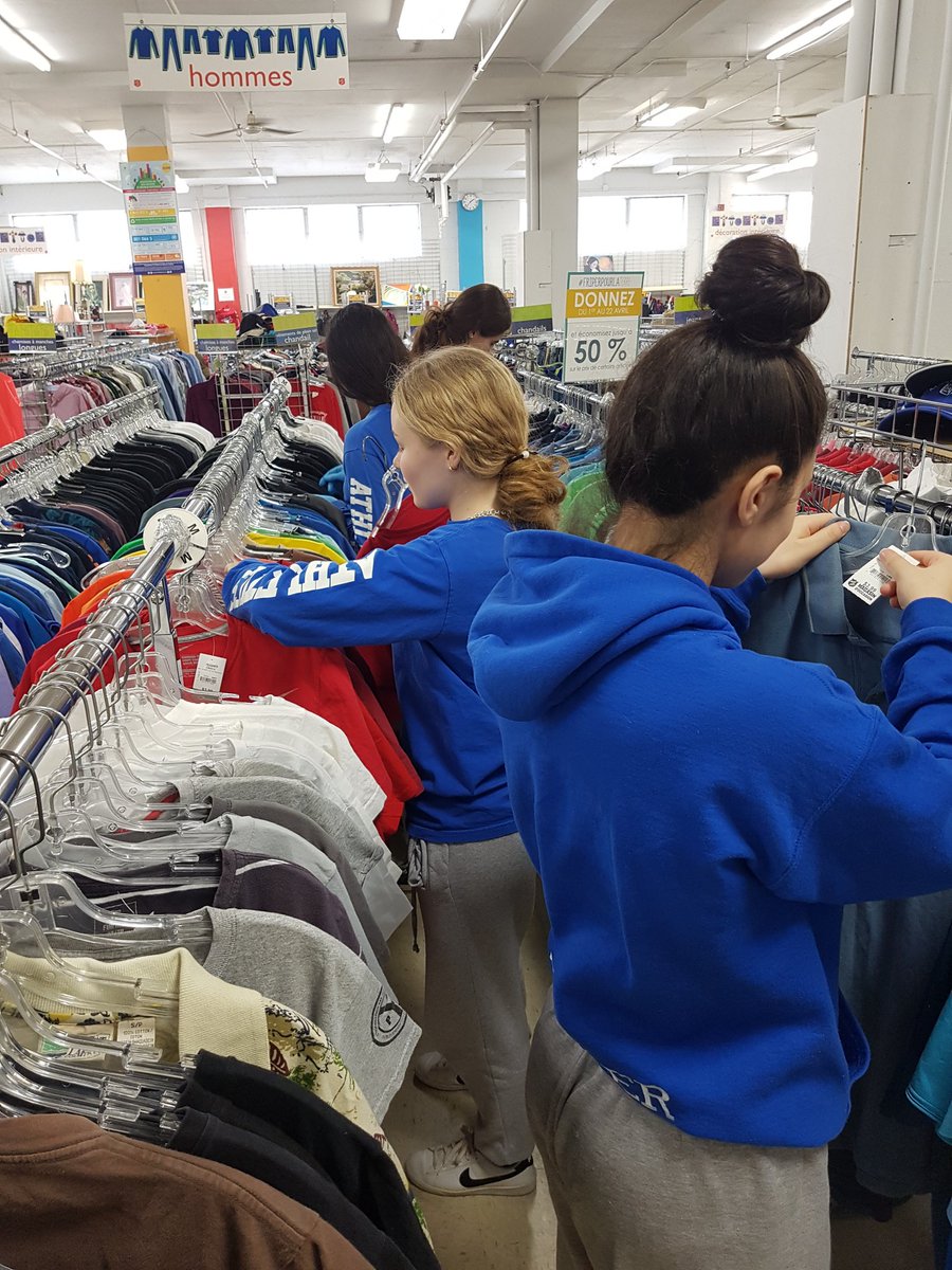 missbeaudet's tweet photo. Helping out @salvationarmy for #communityservice day! Having fun sorting clothes and toys for such an incredible cause :) #payitforward #volunteering @TheSHSM https://t.co/EPfwJAjzID
