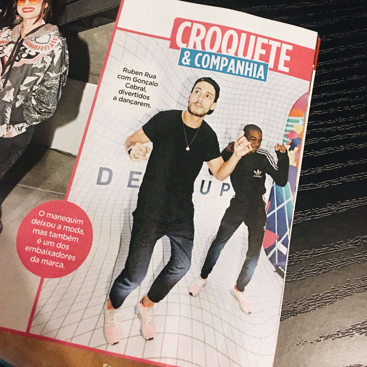oconguito's tweet photo. Sinto-me lisonjeado por acharem que danço tão bem que pareço o supermano Gonçalo mas não, TV Guia. Uma dica, eu sou o Conguito e nós pretos não somos todos iguais. Para a próxima façam só um bocadinho mais de pesquisa. https://t.co/s5B4LQgDvu