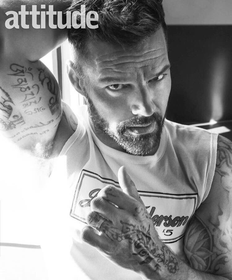 LClarinsky's tweet photo. @RMwebteam @ricky_martin @DruckerRebecca @SonyMusicArg @1BDG @MEAMARAS_RM @helgagarcia @CaroRuedaG @6pasos QUEREMOS FiEBRE🔥🔥🔥🔥 EN ARGENTINA CUANDO?? https://t.co/uxXe2xzlUT