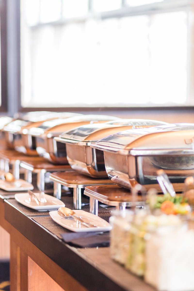 gratefulpalate's tweet image. We love #catering and hosting all on &amp;amp; off-site events! What are your preferences for parties and/or receptions? #buffetstyle or #platted dining? #gratefulpalatecatering #waterfront #eventplanning #weddinplanning #foodie #deserts #eventvenue #weddingplanner