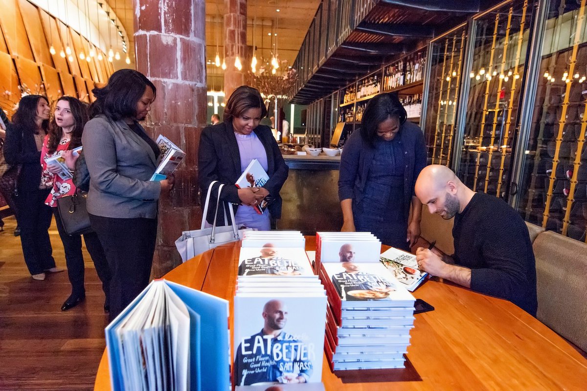 cope_org's tweet photo. COPE Eventpower Salon Breakfast at @craft_newyork with @chefsamkass @tomcolicchio #craftedhospitality #eatalittlebetter • 📸 Simon Lo https://t.co/e5nR1Y8g9g
