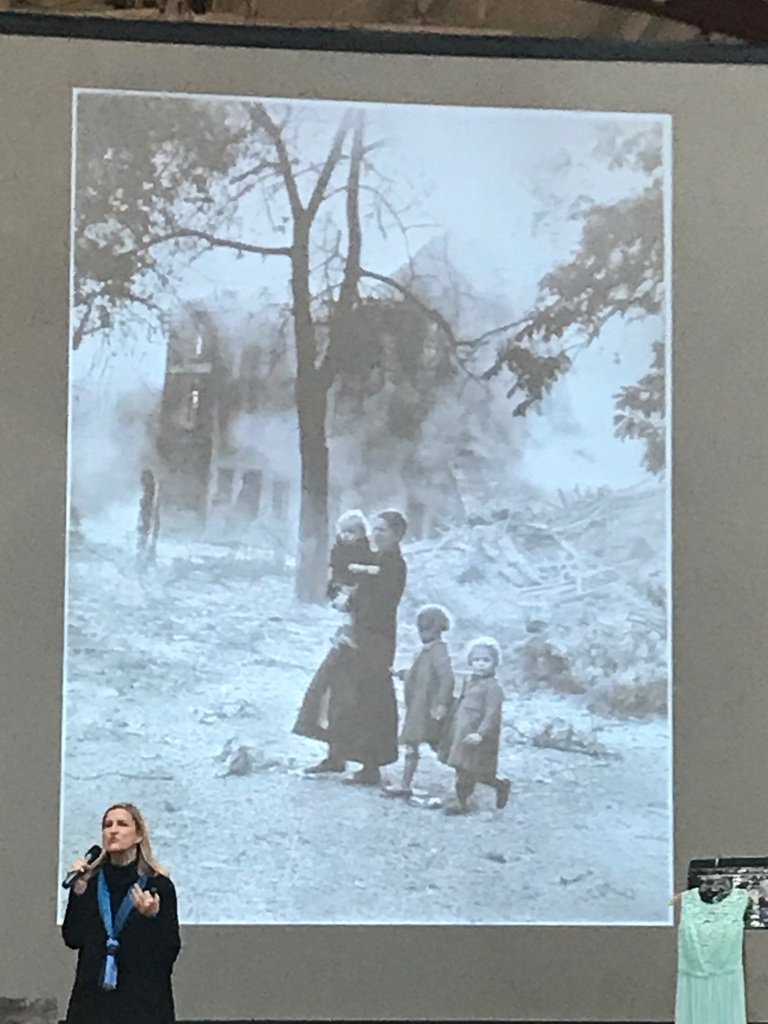 NeenahSchools's tweet photo. @RutaSepetys, author of #SalttotheSea, spoke to Neenah High School students as part of #FoxCitiesReads Week. https://t.co/w6RyMCY51W