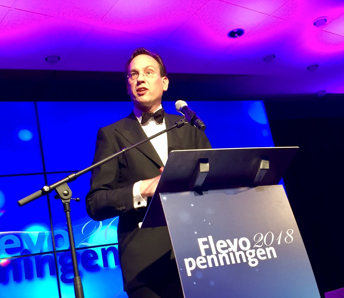 JanNicoAppelman's tweet photo. Winnaar @flevopenningen Toponderneming 2018: @Tanisfoodtec @gem_Lelystad. Topper in machines voor food processing. Van harte! https://t.co/9FSmMouX1j