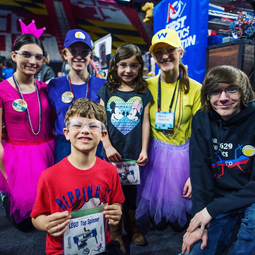 (Day 12)🌎 We love competing like crazy with or against our fellow #firstchesapeake teams. But our obsession is to inspire and collaborate with other teams to spread our vision for #stem Ready Kids.  #FRC #FIRST #makeitloud #firstpowerup  #omgrobots #firstinspires #stemsquad