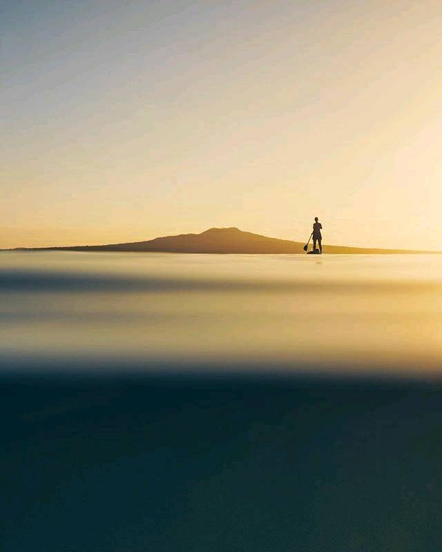 It's never too cold for <a href="/shaun_jeffers/">Shaun Jeffers</a> for a morning SUP in Takapuna. Hot drinks and a healthy breakfast afterwards anyone? Thanks for sharing! #ilovetakapuna