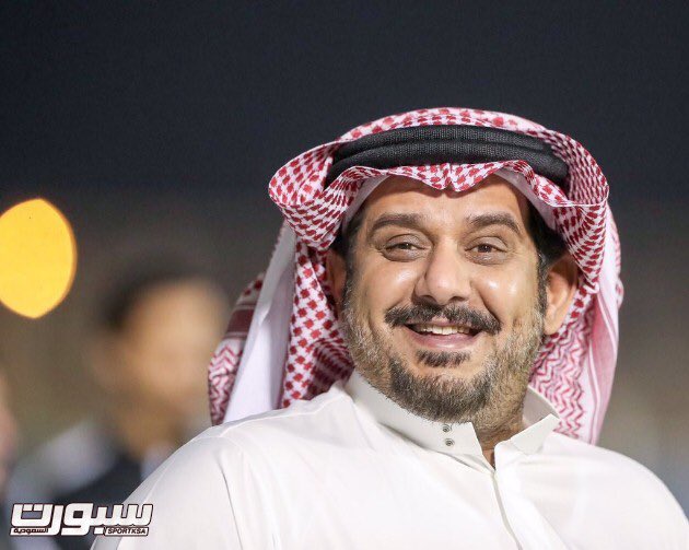 مع طاري الرحيل وقرب حينه من الظلم ذكر نقطة سوداء في بحر إيجابيات نواف المخلص .. وجه السعد سيبقى في ذاكرة كل هلالي مهما كان