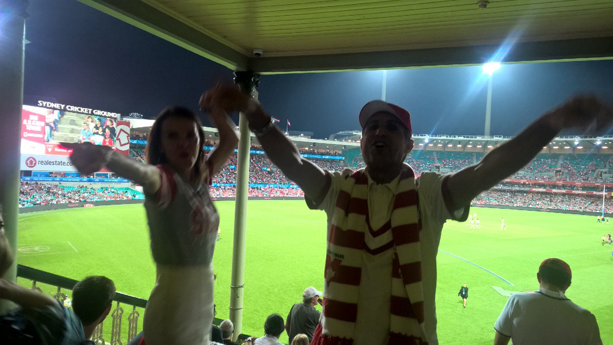 TwitRRathy's tweet photo. All fun and games when your team's winning! #GiantLeap for the Swans #SaturdayNight https://t.co/AVz8WxyJgI