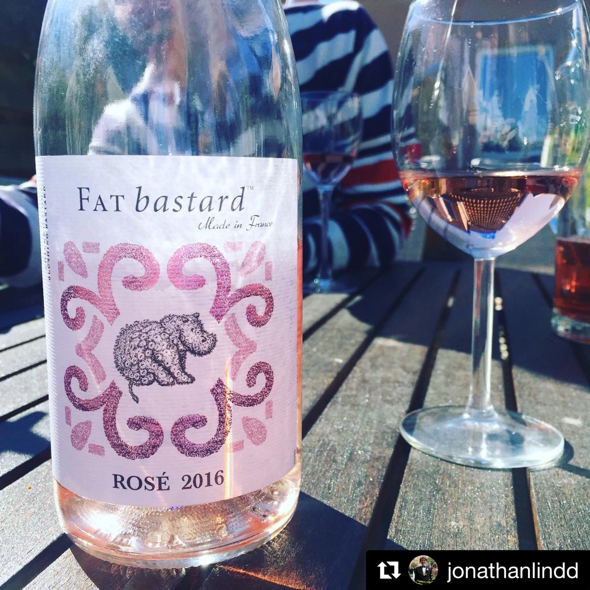 Rosé the weekend away with us! #FATbastardWine #FATbastard #Wine #Rosé #Cheers