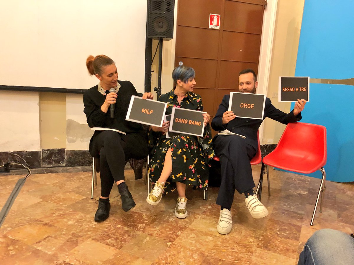 thomasciaffoni's tweet photo. Sì, è possibile parlare di #branding anche partendo dal caso @Pornhub: chi meglio di @gazduna può introdurci nel mondo M.I.L.F.? #bfj18 https://t.co/x9LQaU3SLU