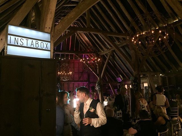 instabox_tweets's tweet photo. The chandeliers at @odosbarn are so cool! Loved working here! https://t.co/uMWRGODsa6 https://t.co/vLKoDxmwMZ