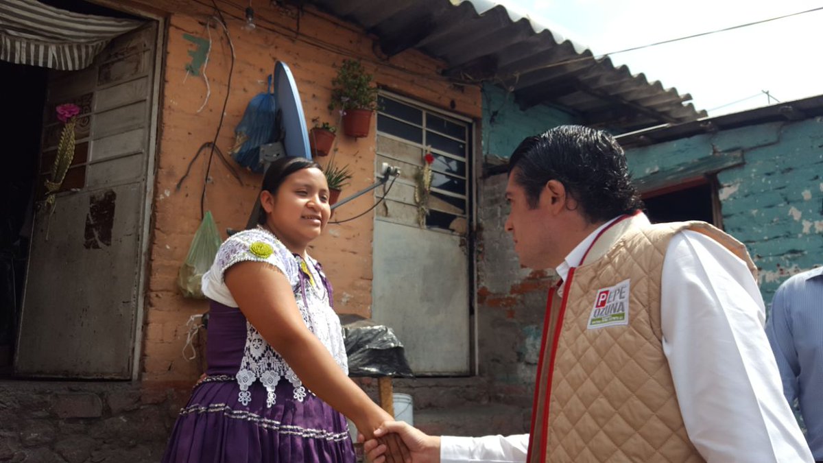 pepeozuna's tweet photo. Lo que hace fuerte a un legislador es conocer de cerca las necesidades de cada comunidad. Hoy recorrí las calles de Lomas Altas, en donde refrendé mi compromiso de legislar en beneficio de cada Toluqueño. ¡Gracias por hacer equipo!
#HagamosEquipo #VaPorToluca #VaPorTi https://t.co/rLzkUyhnD6