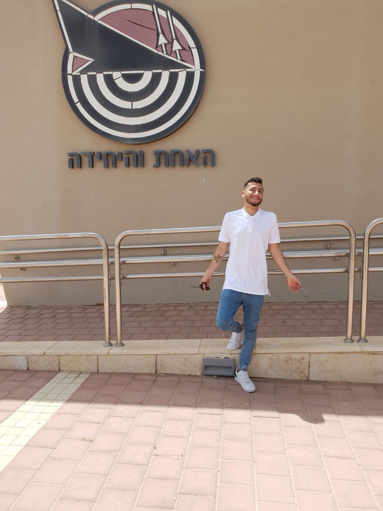 HaimLiss's tweet photo. ה��יע הזמן להשתחרר לא?? דרך חדשה מתחילה ... https://t.co/V3l55OeNm4