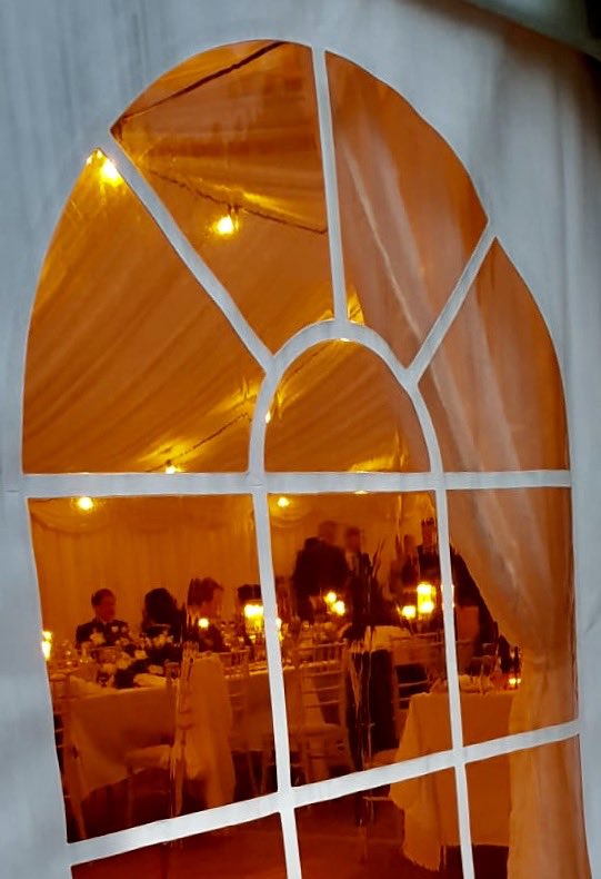 NettlesteadPL's tweet image. A glimpse into a warm &amp;amp; wonderful future 💛 #NettlesteadPlace #Kentishwedding #Kent #Love #Wedding #Weddingvenue #Gardens #Marquee #Summer #Future #Nettlestead