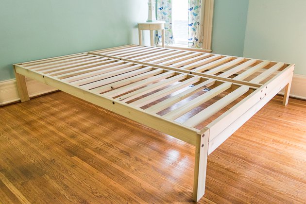solidariteit bijvoorbeeld vrede Wirecutter on Twitter: "The KD Frames Nomad 2 Platform Bed Plus's  especially sturdy hardwood frame can hold more weight than other frames,  plus it allows for custom staining or finishing: https://t.co/rCAVCeuSIA  https://t.co/pESyOVQE3A" /