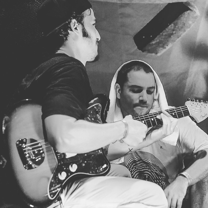 onbraza's tweet photo. Suor e celebração hoje, SP! Logo mais ali em Pinheiros no #CariocaClub convidando @monkeyjhayam @buenaondareggaeclub e #DjMagrão #BRAZA #TijoloPorTijolo
#ChegaChegando
📷 @changalexandre https://t.co/K8yeq9tfAL