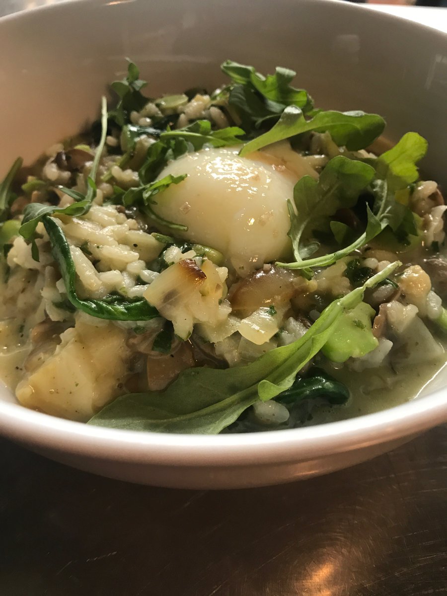 cafesaintex's tweet image. TGIF. $14 Spring risotto-ramps, favas, artichokes, preserves mushrooms, slow poached egg. #tgif #ramps #springveggies #patiweather #dinnertime #artichokes #mushroom #risotto #eeeeeats #federalfoodies