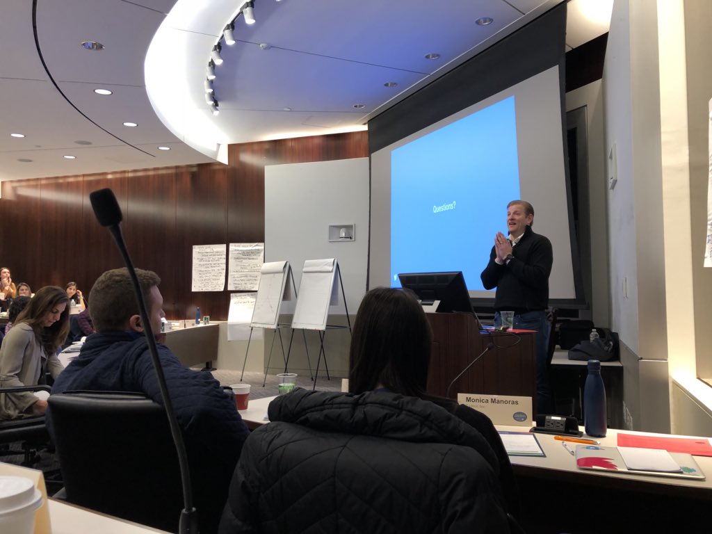 JeromeTomasini's tweet photo. Day 4 at @Wharton : we are lucky to have #CustomerCentrity leaders like @JoeF at Twitter #TwitterTakesWharton https://t.co/7FGpBZAQuF