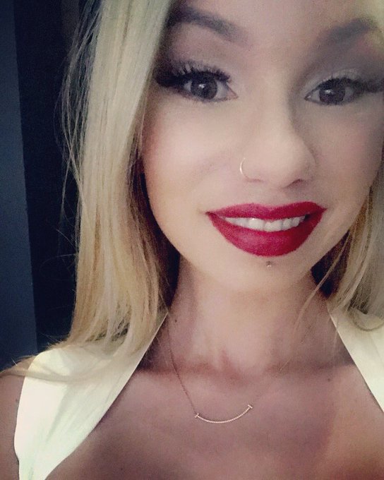 Sittinnn pretty. https://t.co/5NGncQ4Ysv<a href="/tag/blessed"class="tags"><span>#blessed</span></a>