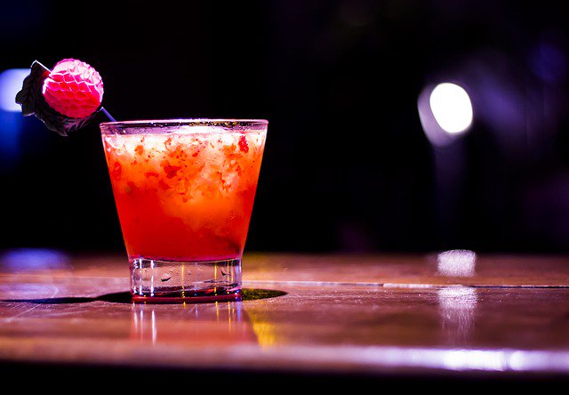 unionwharfapts's tweet photo. Grab a Happy Hour Drink at Lobo Fell's Point https://t.co/JwfrmrJ0iL https://t.co/le90gFplAL