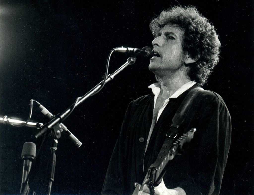 WYEP's tweet photo. It is time to reveal the "well-regarded artist you simply cannot stand!" Coming in at #4....

#BobDylan 

Let us know your thoughts at #cannotstand. Defend your favorites!

https://t.co/hTdu7S5ssQ https://t.co/UqNfNxBxi0