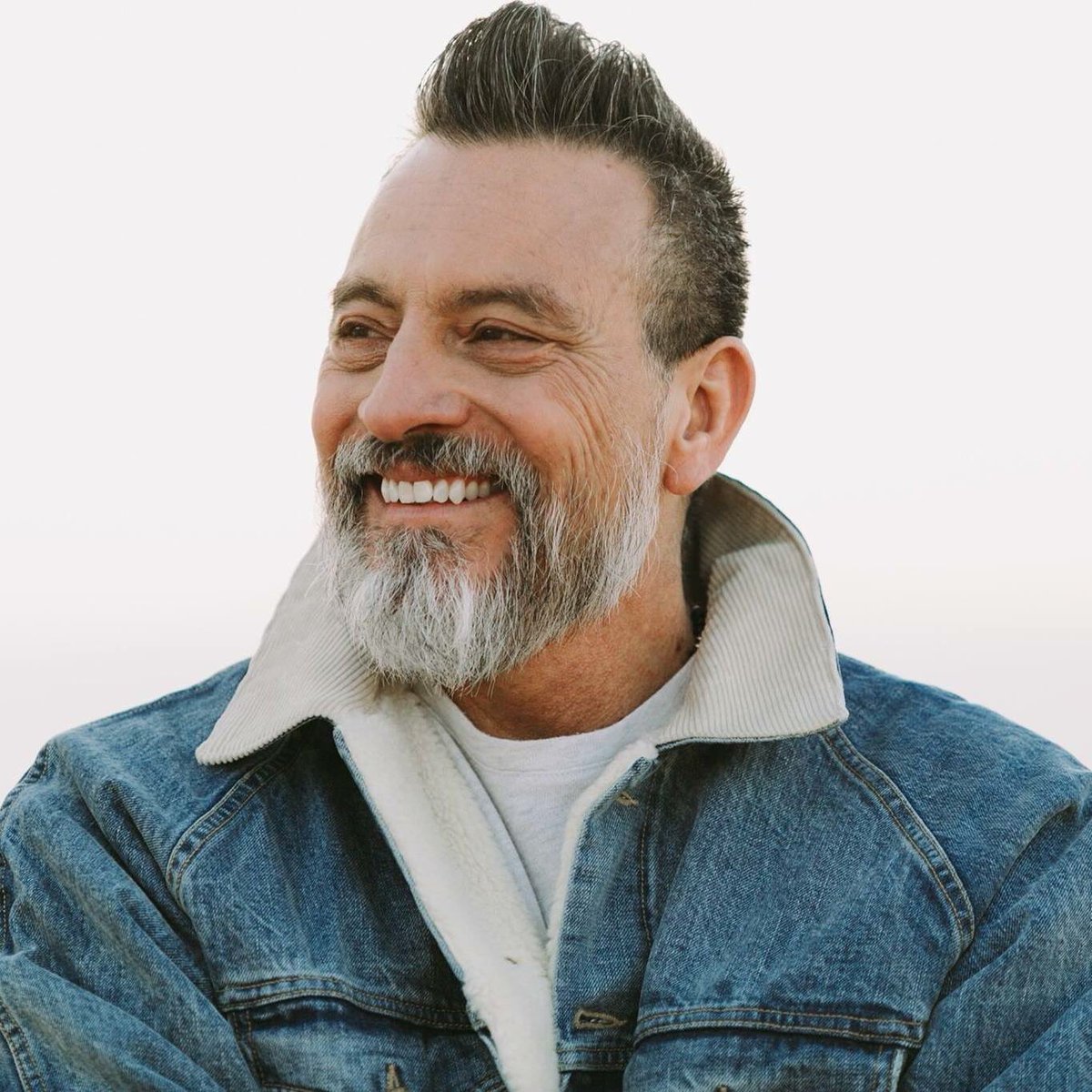 CatBackstage's tweet photo. Stay tuned because up next is @erwinmcmanus #catbackstage @CatalystLeader 🙌🏼 https://t.co/qyEVIgz0jY