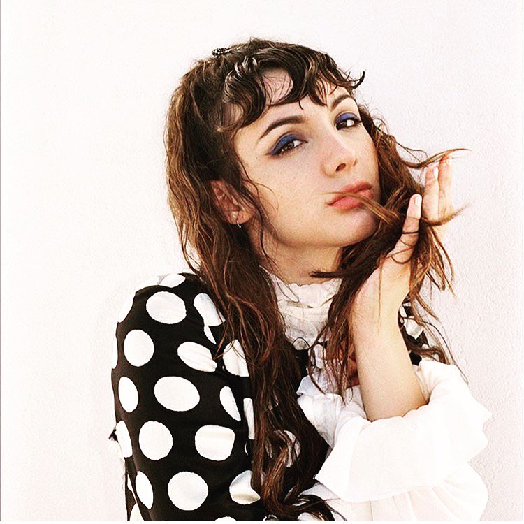 Stop! It’s the birthday of our SLASH leading lady @hannahmarks   🎉🎉🎉🎉 Time to celebrate! #slashthemovie #womeninfilm