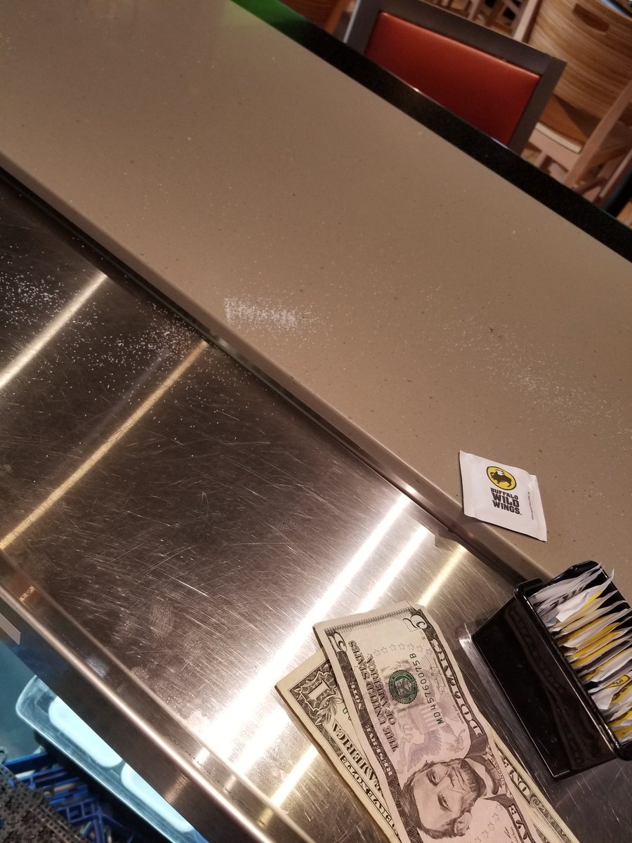 NikNac_Kwapie's tweet image. This is the shit I&apos;m talking about! WHY?!? #SaltProblems 😒 #BartenderProblems