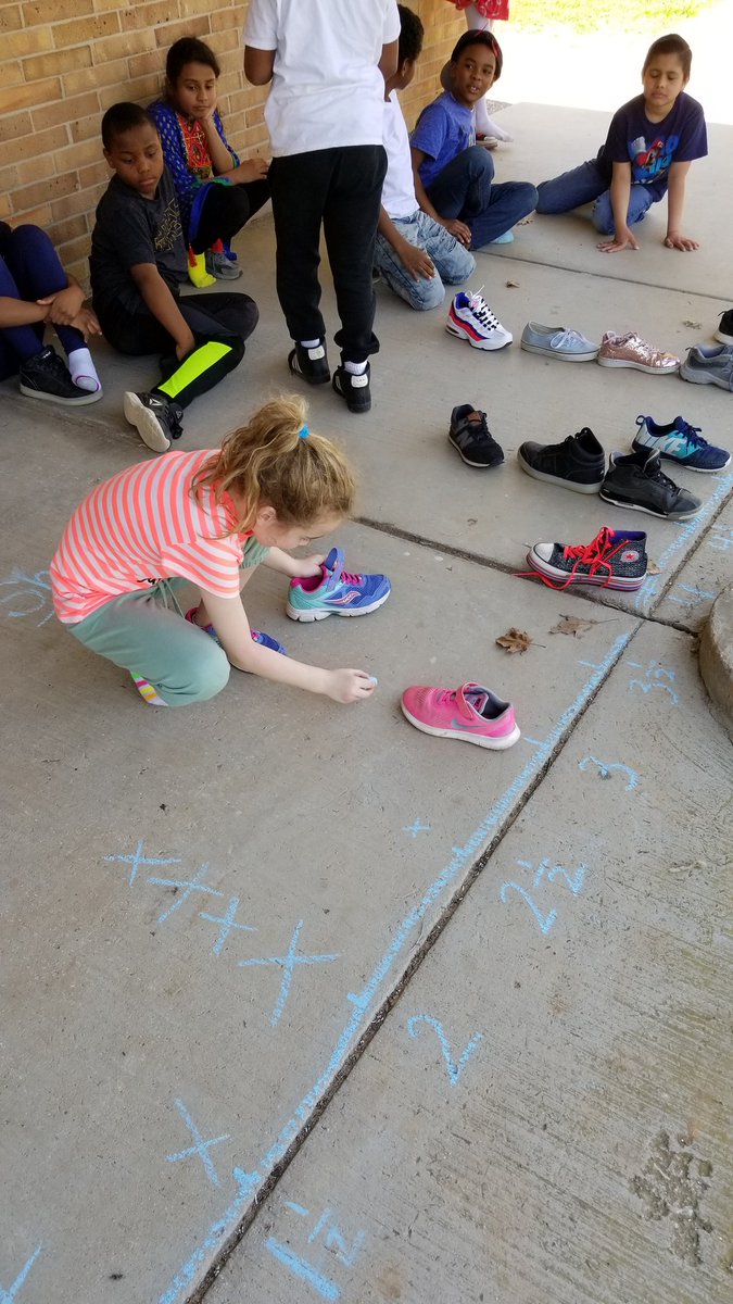 MsSchmidtTGES's tweet photo. We took measurement and creating line plots to record our data outside today! @saudlin1 @TimberGroveAP @timbergroveES https://t.co/bPp6iw7osp
