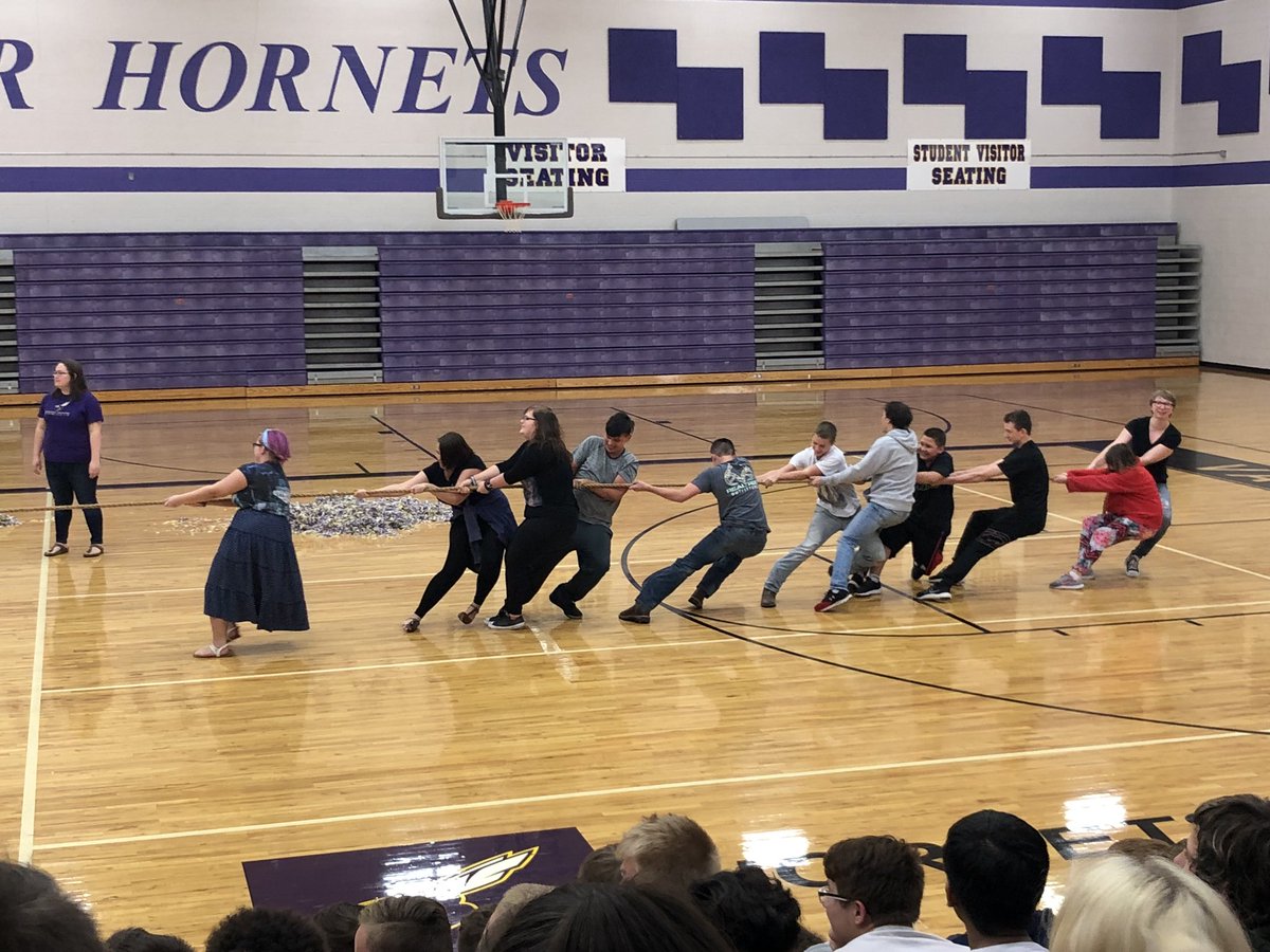 Shout out to <a href="/StuCo_VCHS/">VCHS Student Council</a> for a great pep assembly today with our 8th graders. #FutureFreshmen