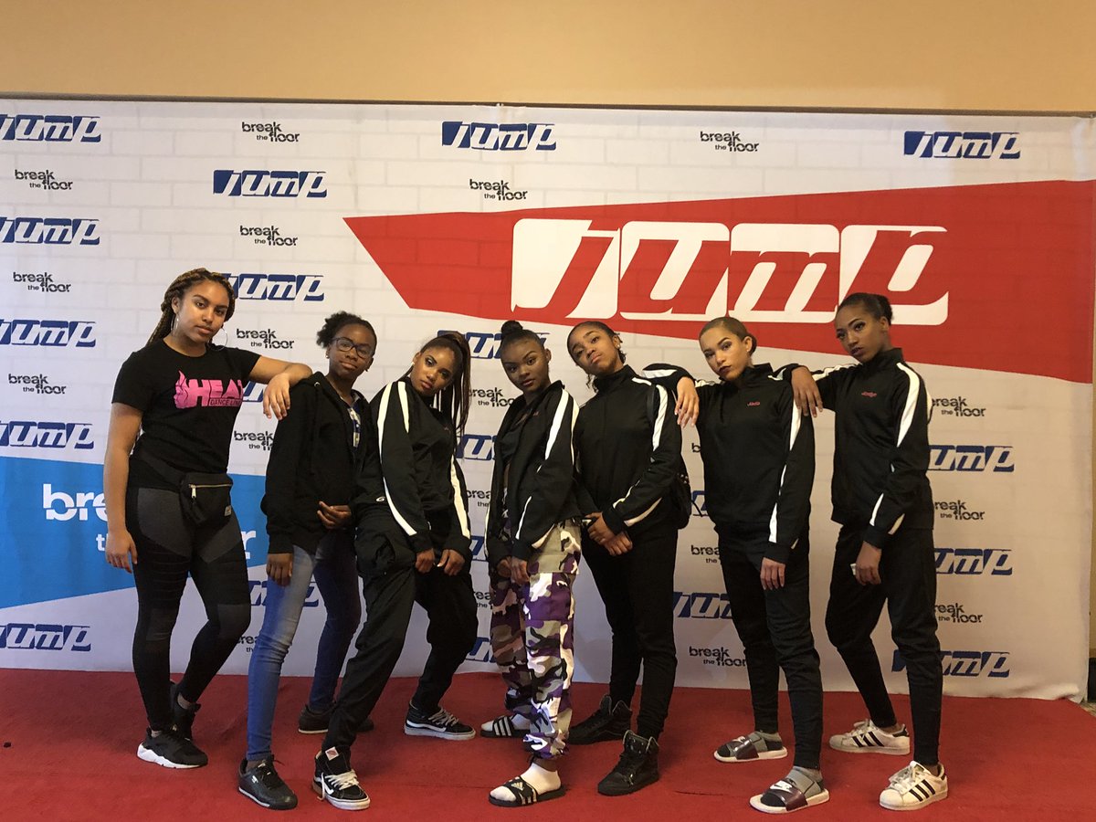 VRanks's tweet image. Heat Danceline dancers reppin Oakland at Jump #jumpdance