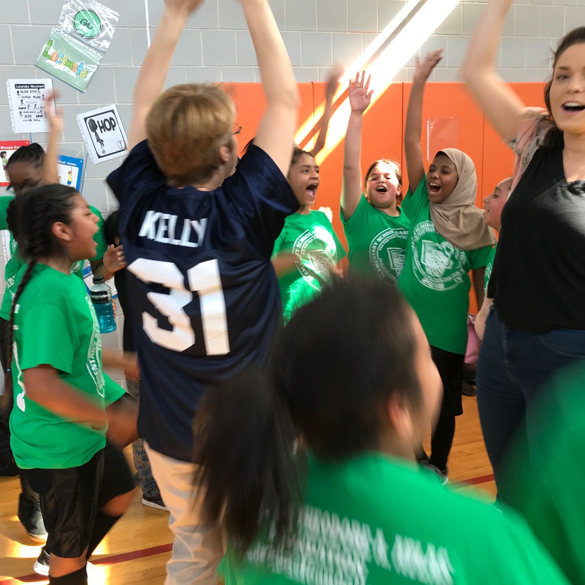 PS31TeacherTalk's tweet photo. PS 31 Basketball. Double win!!!!🏀😀
#youthbasketball #SIBFSC #STATENISLANDELEMENTARYSCHOOLS https://t.co/BFeuikp4uQ