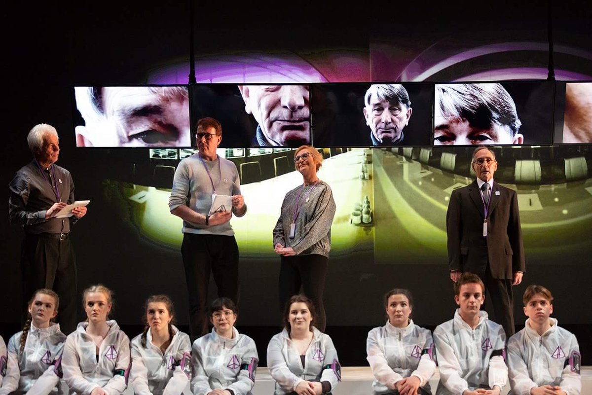 preparedtobe's tweet photo. A mini-gallery from this week's production of @YTRLEGACY @YorkTheatre. All about the tech: VR, back-projections tablets + TV screens. https://t.co/S0d9LGo7lP