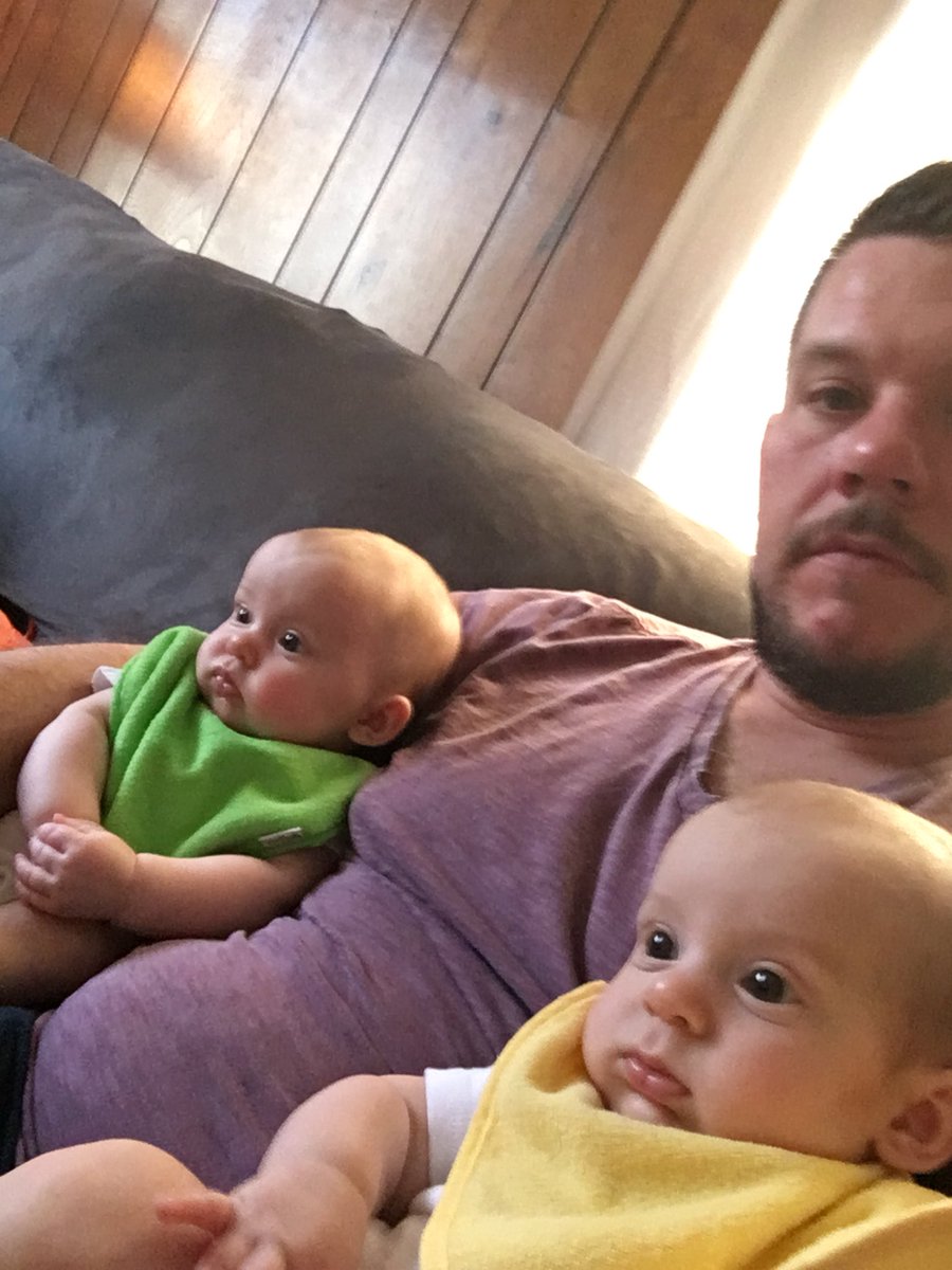 davetenkate's tweet photo. @DonLagreca my 3 month old twins Cora and Declan are dialed in to the show. Love watching Uncle Don. https://t.co/CVbytTjKoL