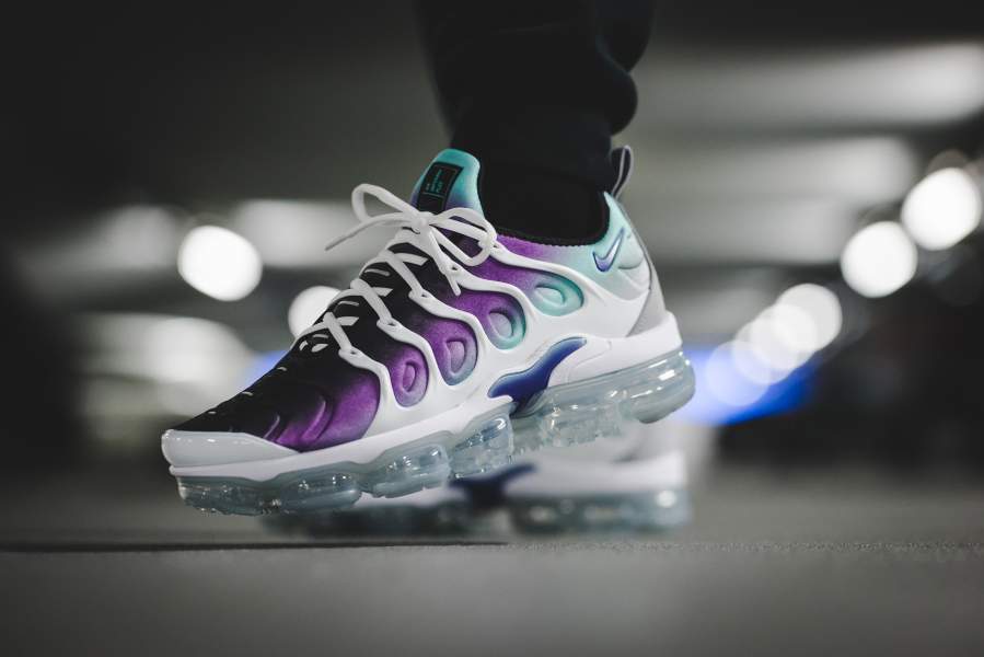 vapormax plus grape