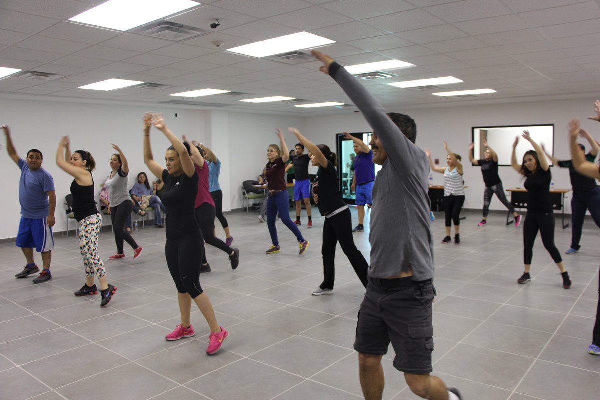 El <a href="/cresonsonora/">CRESON</a> implementó el “Viernes Activo” en combate al sedentarismo y fomento a la activación física, con la participación del personal y apoyo de la <a href="/Enef_Sonora/">Enef Sonora</a>. goo.gl/xBw5RE