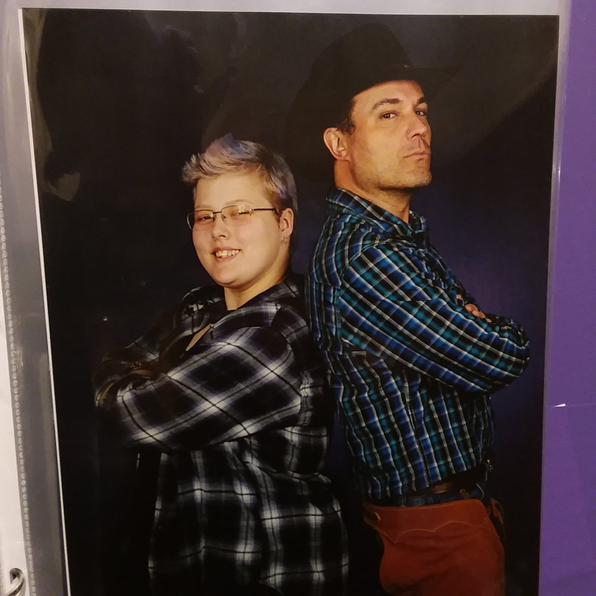 TessaR1967's tweet photo. Thank you @DavidHaydnJones for an awesome op at #Nashcon. #Twinning #KowboyKetch https://t.co/OGQefCMSEE